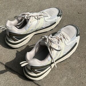 Women's Cream and Green Sneakers